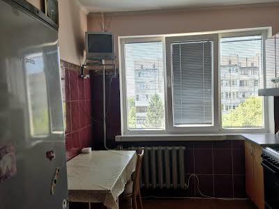 квартира за адресою Наукова вул., 24