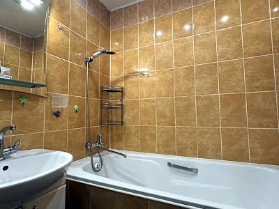 квартира за адресою Петра Дорошенка вул. (Пацаєва), 20