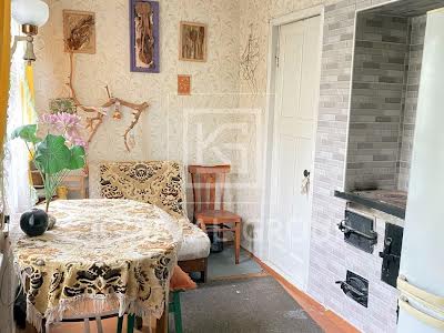 дом по адресу горіхова, 58