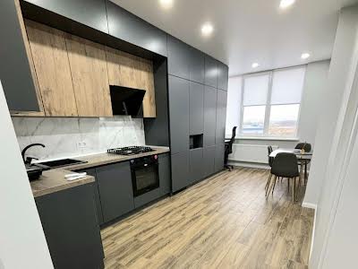 квартира за адресою Яблунева вул., 11