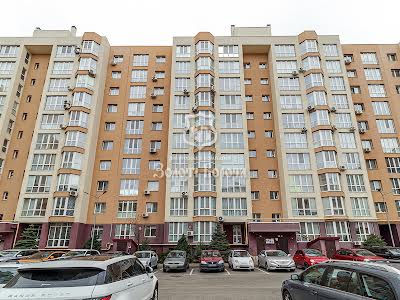 квартира за адресою Соборна вул., 126/17
