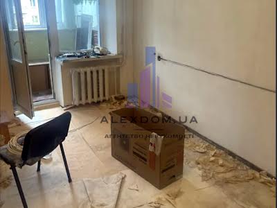 квартира за адресою Хорольська вул., 10