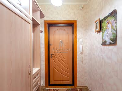 квартира за адресою Оноре де Бальзака вул., 57