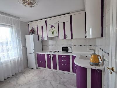 квартира за адресою Здолбунівська вул., 13