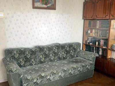 квартира по адресу Раисы Окипной ул., 1