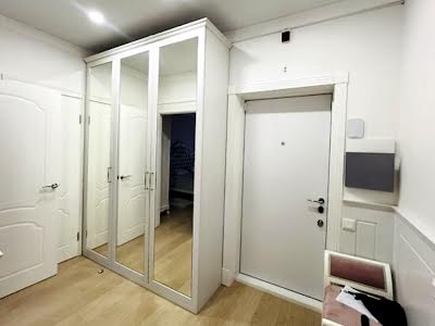 квартира за адресою Сергія Данченка вул., 28-Б