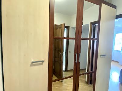 квартира по адресу Лукьяновская ул., 11