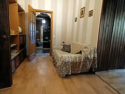 дом по адресу Роменская ул.