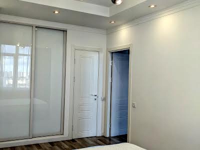 квартира за адресою Ованеса Туманяна вул., 15а