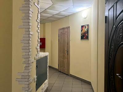 квартира по адресу Бреуса ул., 81