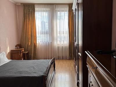 квартира по адресу Шота Руставели ул., 44