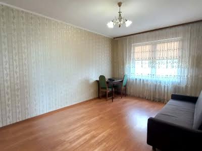 квартира за адресою Миколи Лаврухіна вул., 16