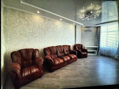 квартира за адресою Середня вул., 24 к3