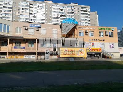 комерційна за адресою Анни Ахматової вул., 14а