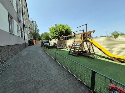 квартира за адресою Центральна вул., 8А