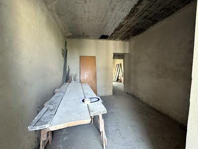 квартира за адресою Слобідська вул., 8