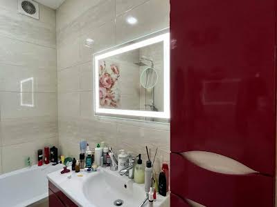 квартира по адресу Угорская ул., 14