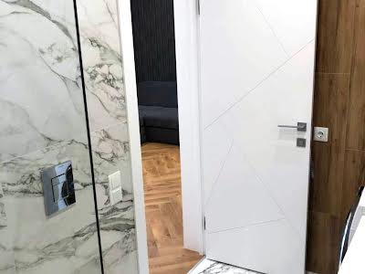 квартира за адресою Краснова вул., 1-А