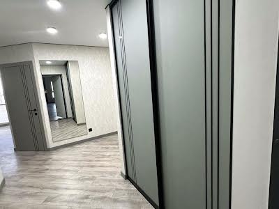 квартира за адресою Металургів вул., 35