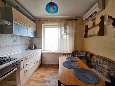 квартира по адресу Героев просп., 32