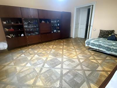 квартира за адресою Івана Франка вул., 65