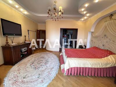 квартира за адресою Педагогічна вул., 27