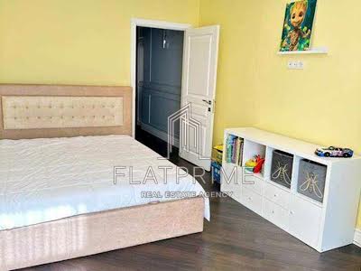 квартира за адресою Регенераторна вул., 4 к11
