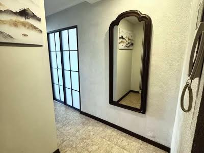 квартира за адресою Родини Крушельницьких вул., 7