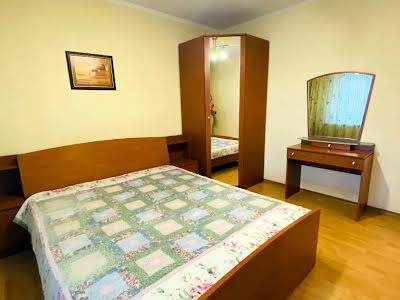 квартира за адресою Дніпро, Героїв просп., 40
