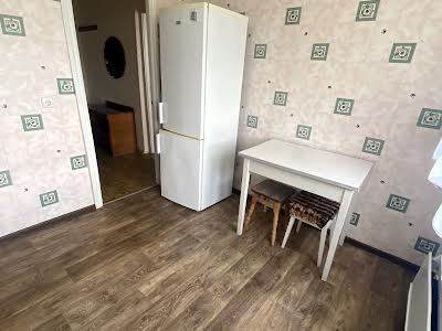 квартира за адресою Академіка Глушкова просп., 43