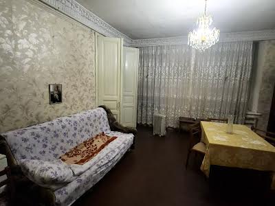 квартира за адресою Балківська вул., 10
