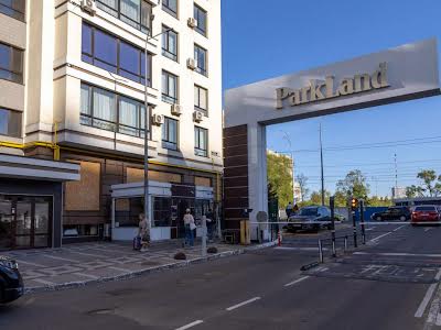 квартира по адресу Практичная ул., 4