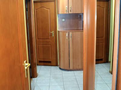квартира за адресою Оболонська пл. (Дружби Народів СРСР), 3