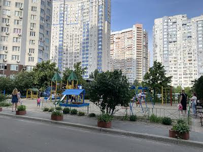 квартира за адресою Олени Пчілки вул., 3-А