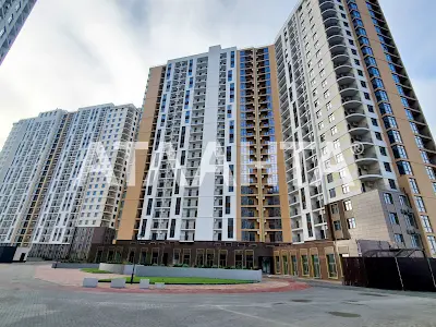 квартира за адресою Краснова вул., 3