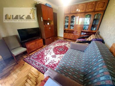 квартира по адресу Независимой Украины ул. (40 лет Советской Украины), 39-В