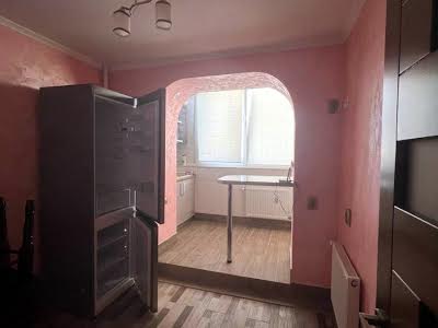 квартира за адресою Тролейбусна вул., 5Г