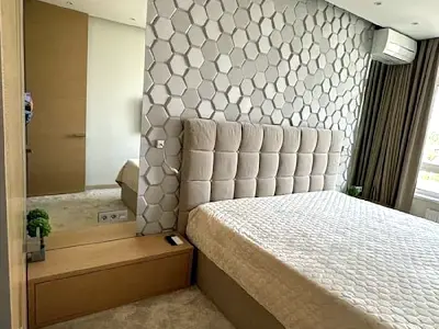 квартира за адресою Джона Маккейна вул. (Івана Кудрі), 7