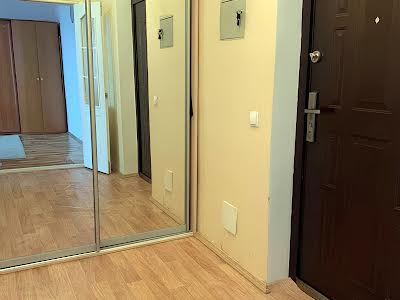 квартира за адресою Драгоманова вул., 6/1