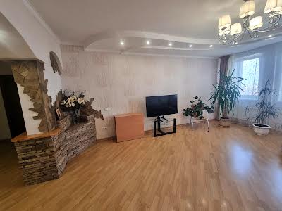 квартира по адресу Леся Курбаса просп., 5в