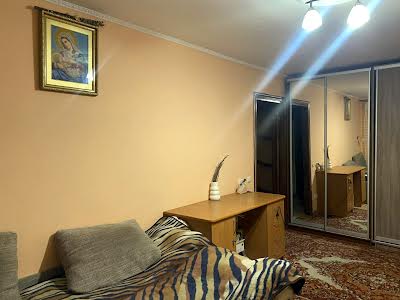 квартира за адресою Чорновола вул., 98