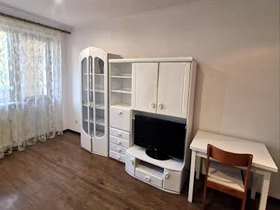 квартира за адресою Виговського вул. (Суворова), 5Б