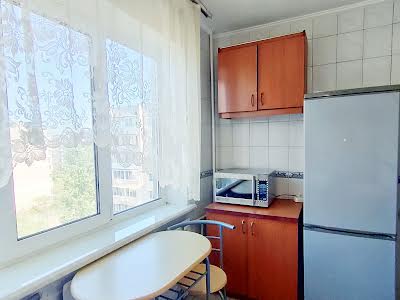 квартира по адресу Владимира Ивасюка просп. (Героїв Сталінграду), 40