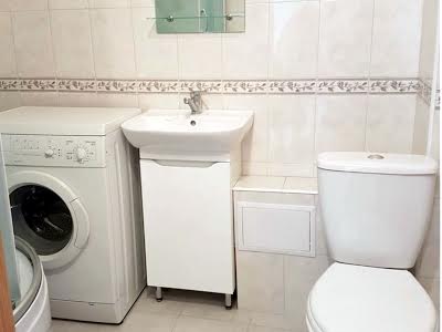 квартира по адресу Новомостицкая ул., 4