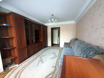 квартира за адресою Академіка Корольова вул., 8