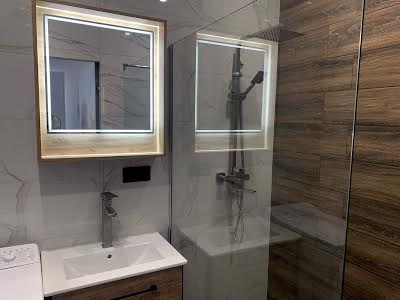 квартира по адресу Елены Телиги ул., 25
