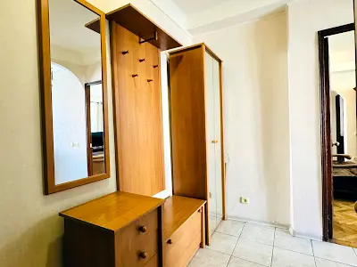 квартира за адресою Велика Васильківська вул. (Червоноармійська), 136