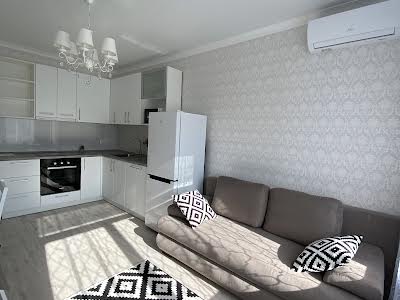 квартира за адресою Юнацька вул., 2