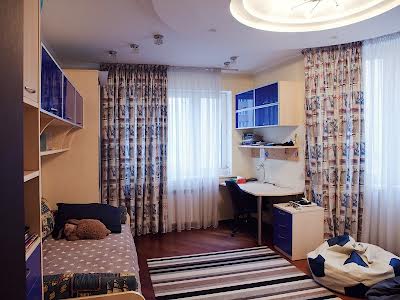 квартира за адресою Дніпровська набережна вул., 19