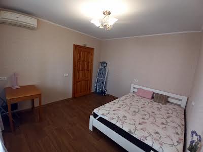 квартира за адресою Олександра Мишуги вул., 7